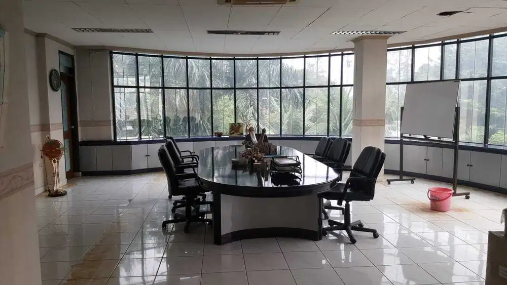 Dijual Cepat Gedung 5 Lantai di Grogol Raya, Jakarta Barat