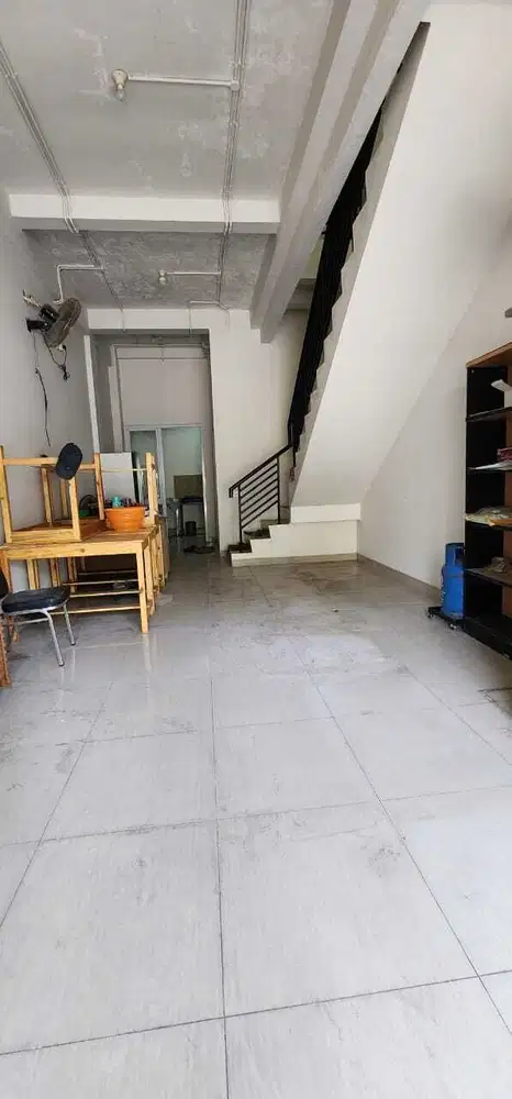 DIJUAL Ruko 2 1/2 Lt di Azores Banjar Wijaya Tangernag