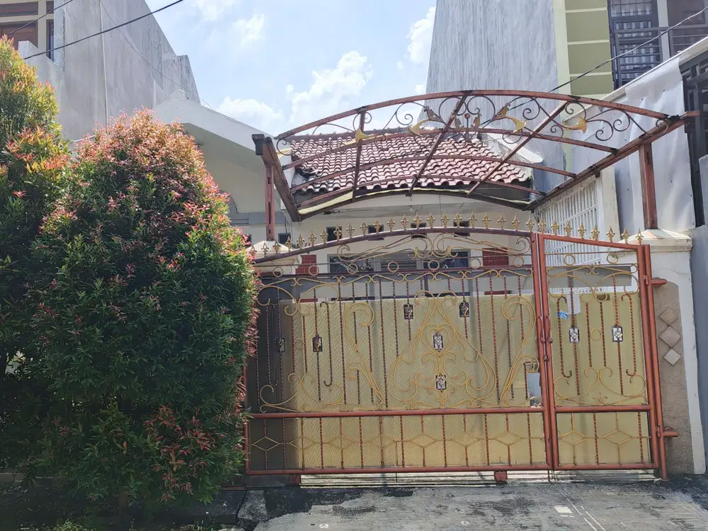 DIJUAL RUMAH DIBAWAH HARGA PASAR, MAHKOTA SIMPRUG