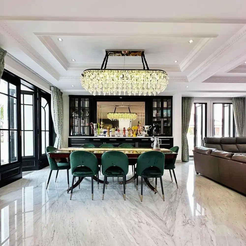 Rumah 4 Lantai Luxury di Tanjung Barat Furnished Private Lift