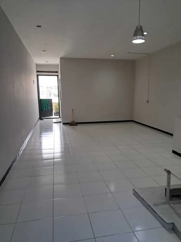 Ruko bagus strategis mainroad mekar wangi bandung