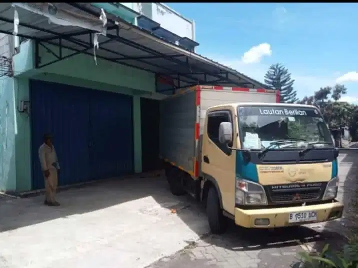 2 ruko dan  kontrakan 5 pintu di curug