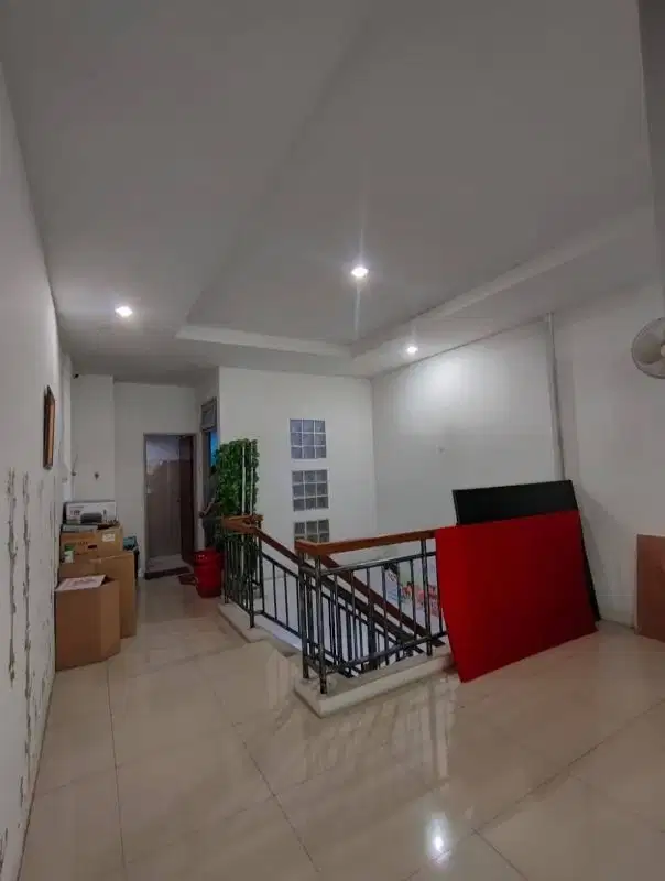Dijual 3 Lantai Ruko di Boulevard Timur, Kelapa Gading