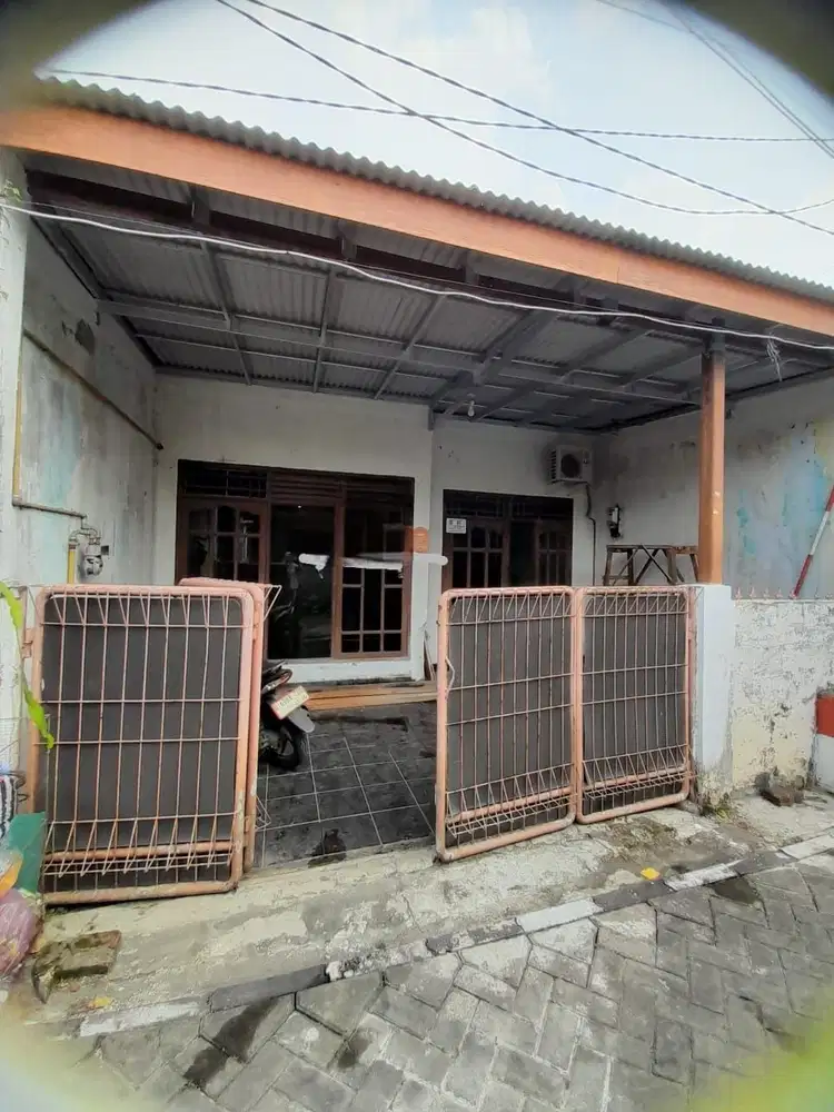 Rumah siap huni di perumnas 2 karawaci