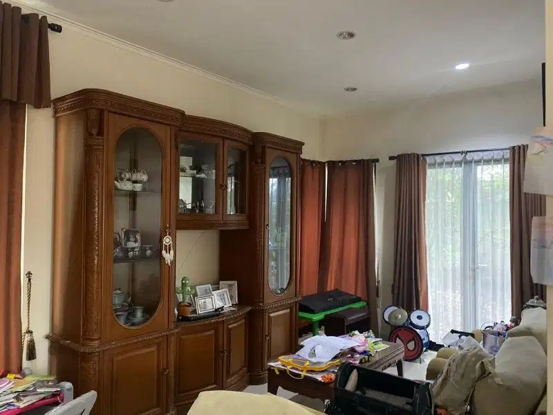Dijual rumah dalam cluster di Cinere, hanya 3 menit ke pintu tol