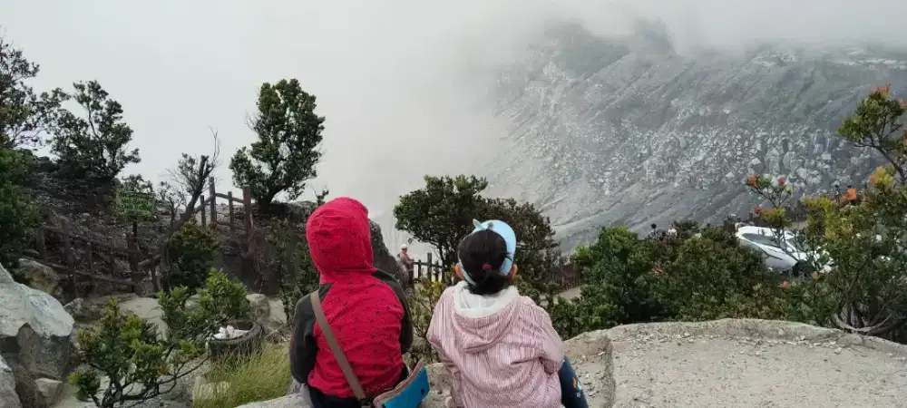 ART / PRT / Pengasuh anak sekaligus bebenah