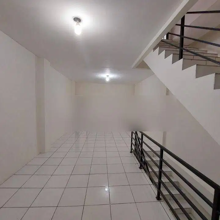 ruko Komersil 3.5lt Di Area Pasar Baru Jakpus