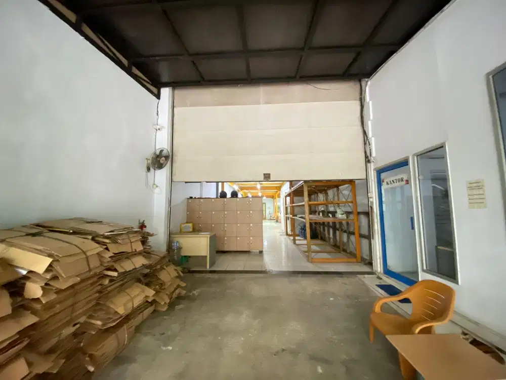 Disewakan gudang taman tekno BSD SIAP PAKAI 2 LANTAI ada office
