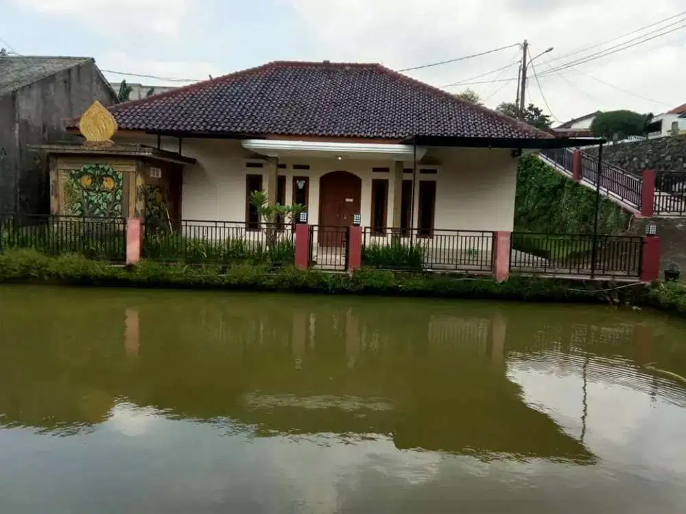 Rumah Luas Rasa Villa di Ciomas Bogor