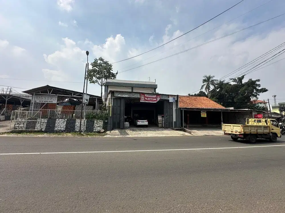 Dua Ruko Gandeng Di Jalan Raya Karadenan Harga murah