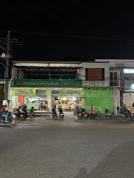 Pujasera Pandugo Surabaya Timur