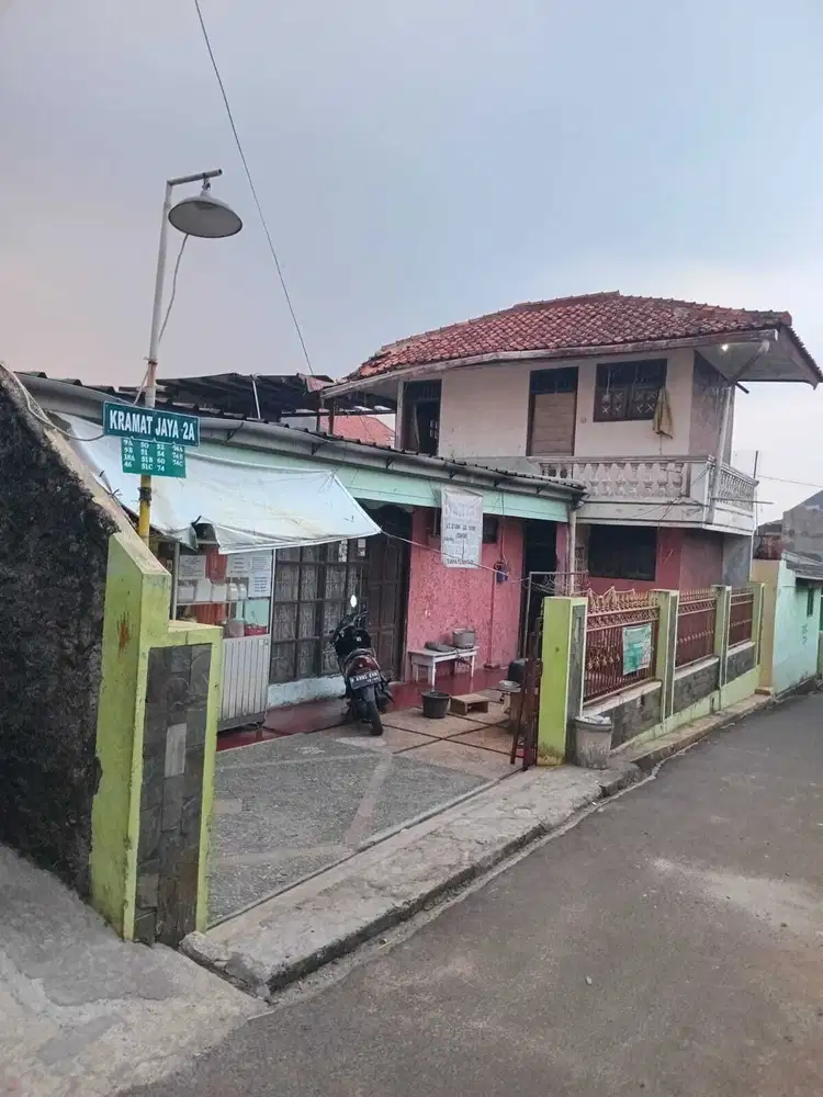 Dijual Rumah Strategis 2 Lantai di Beji Depok
