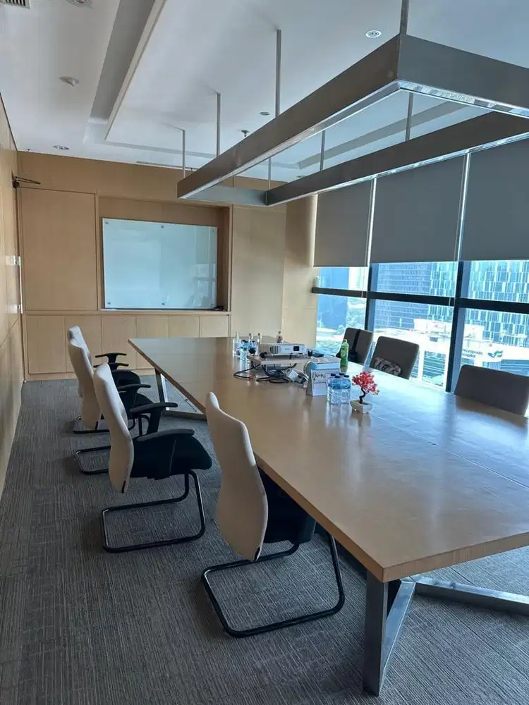 Disewakan Kantor di Lippo Kuningan, Jakarta Selatan, Kondisi Furnished