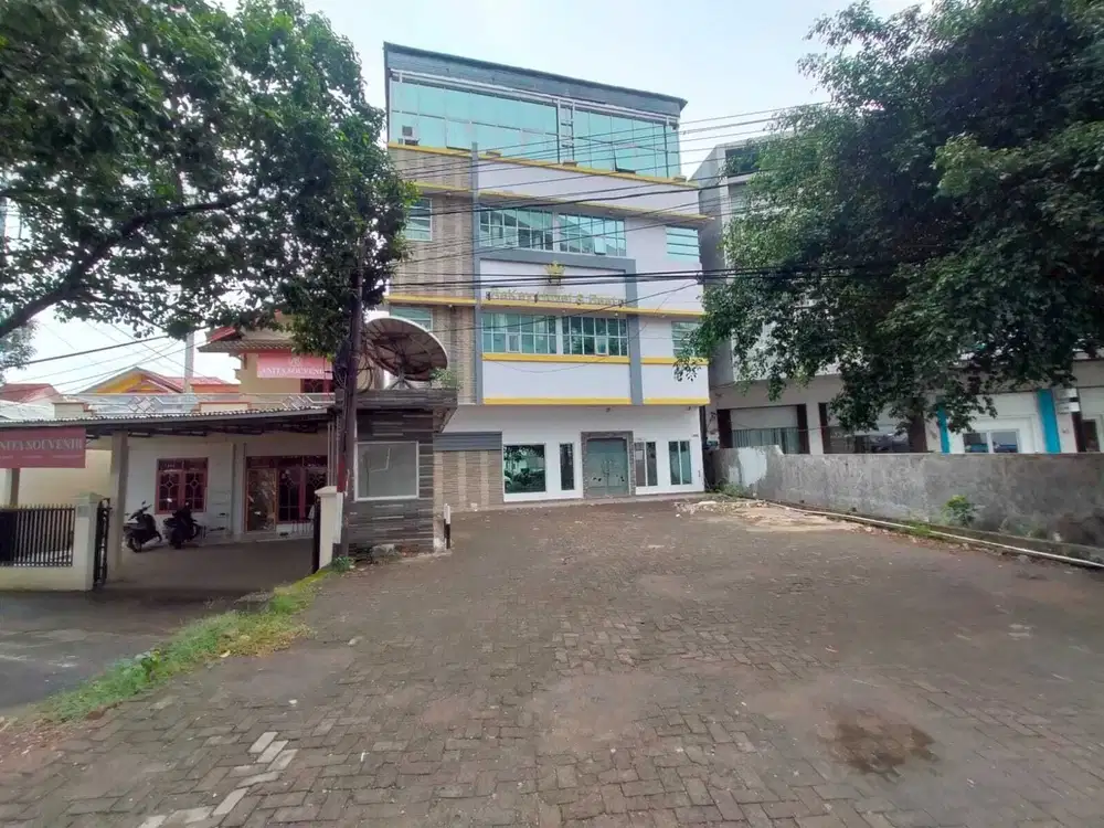 DIJUAL GEDUNG JALAN DEMANG LEBAR DAUN PALEMBANG