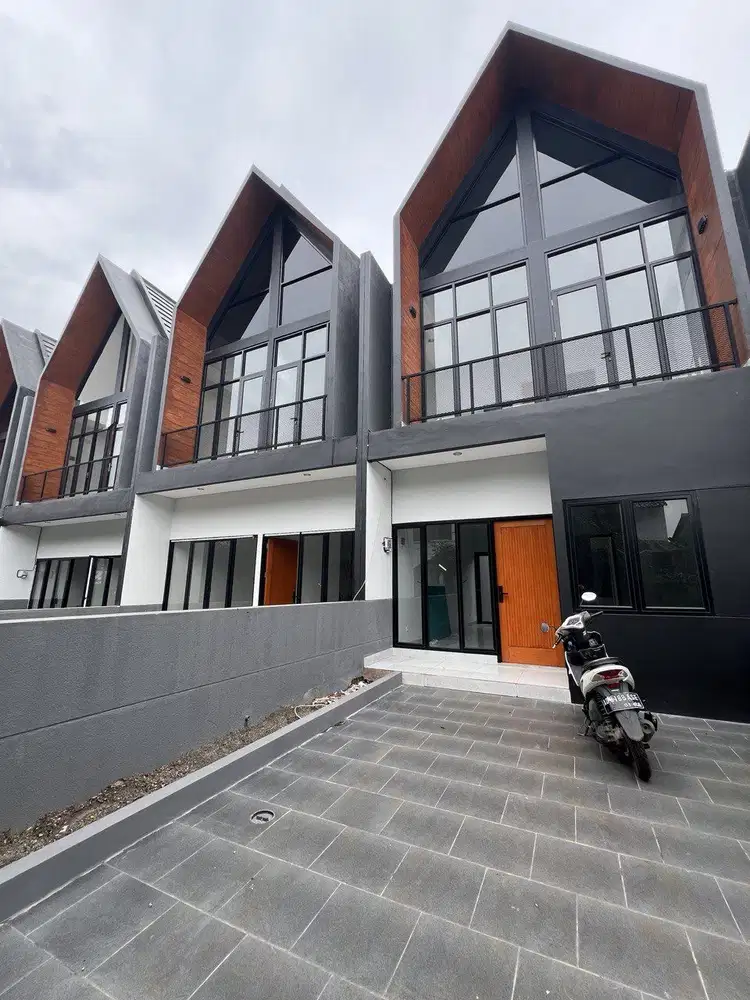Rumah luas terfavorit dalam perumahan Bumi Pancoran Mas Mampang Depok