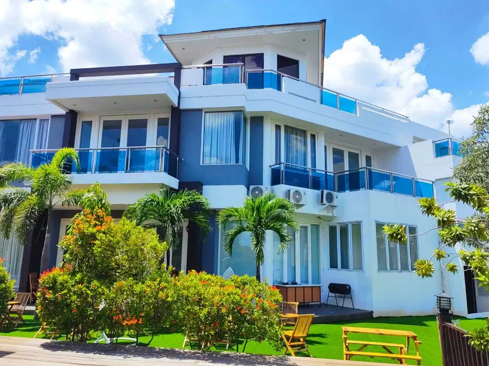 Rumah Mewah Full Kanal dan Dermaga, Swimming Pool, View Laut 869m2 5KT