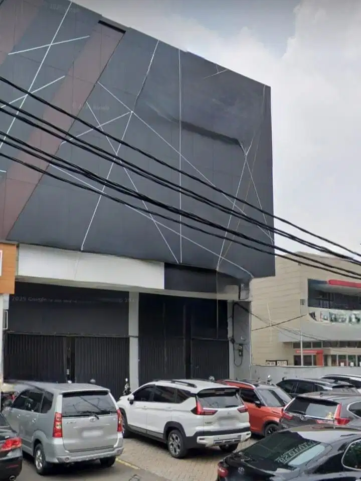 RUKO GANDENG 2 LANTAI KEBON JERUK EX SHOWROOM PARKIR LUAS KOMERSIL