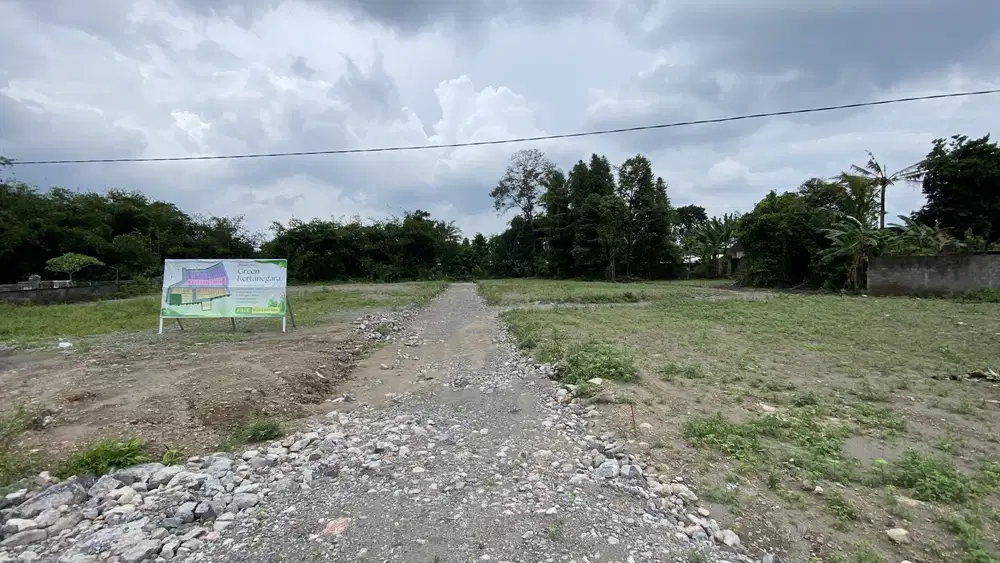 Dekat Stadion Maguwoharjo – Tanah SHM Harga Terbaik