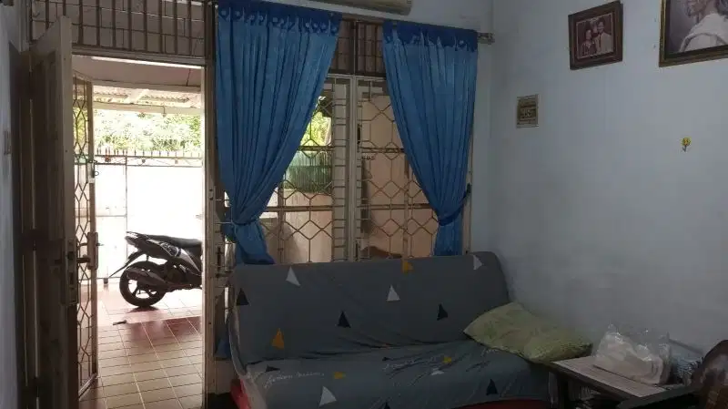 Di jual cepat rumah citra 1 jakarta barat