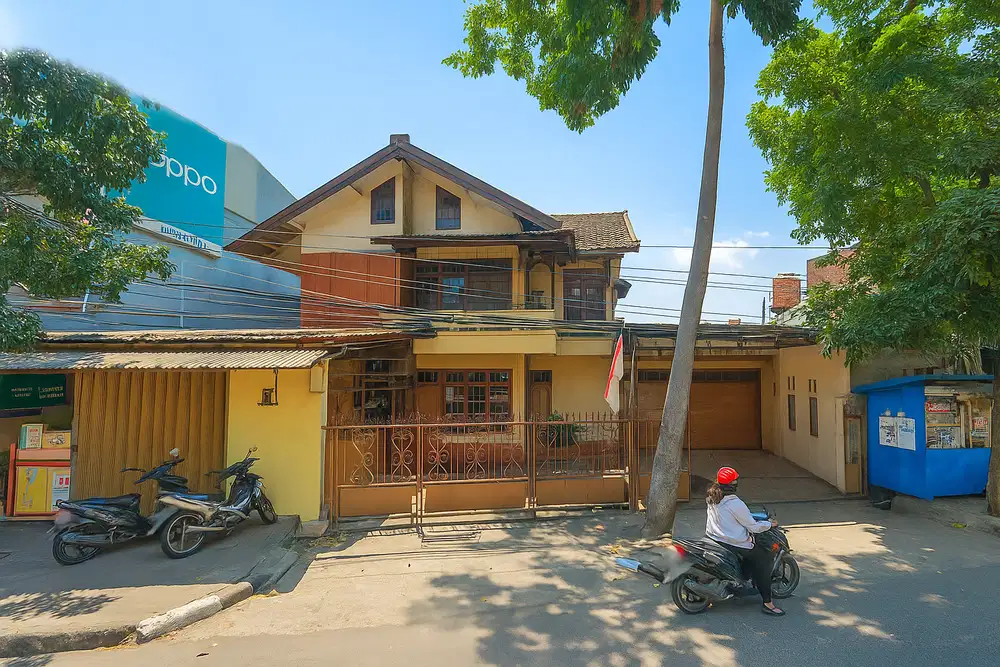 Hunian Premium Antapani 350m², Nyaman & Strategis