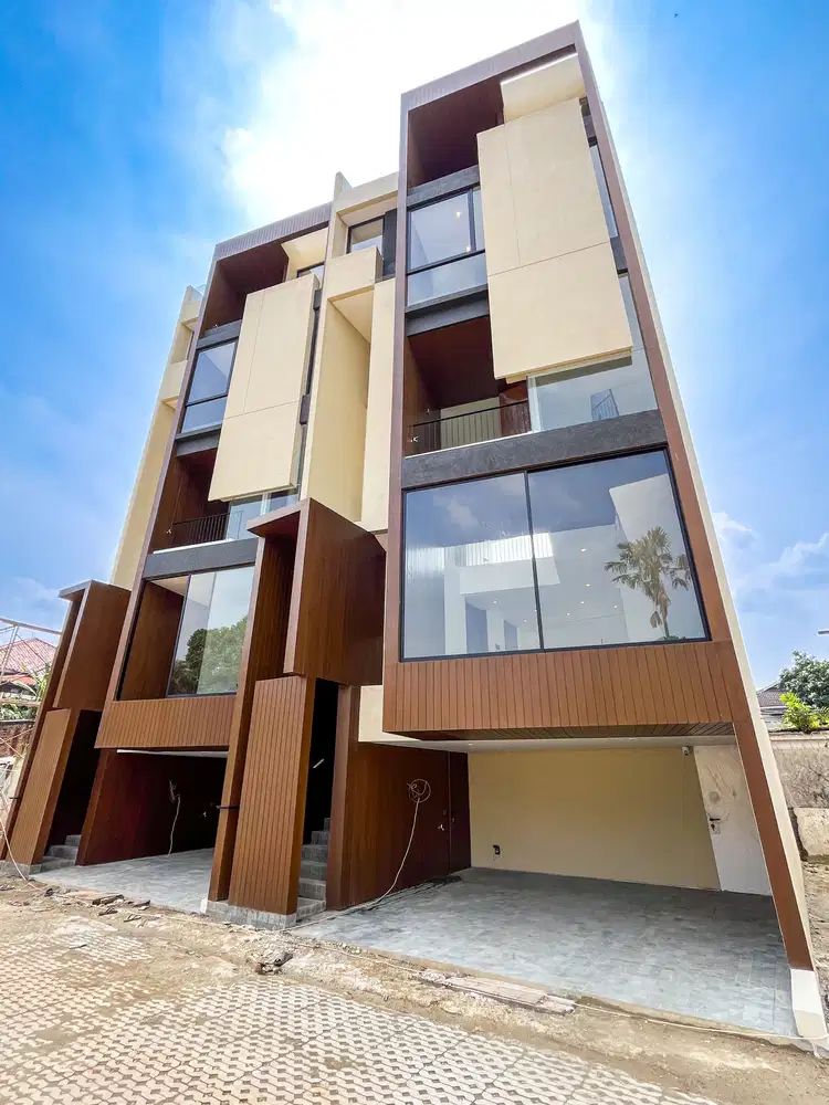 Dijual Rumah Baru Mewah 4 Lantai Di Townhouse Kemang