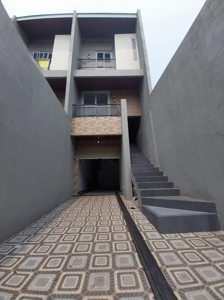 Town House Eksklusif di Asia Baru, Duri Kepa, Jakarta Barat