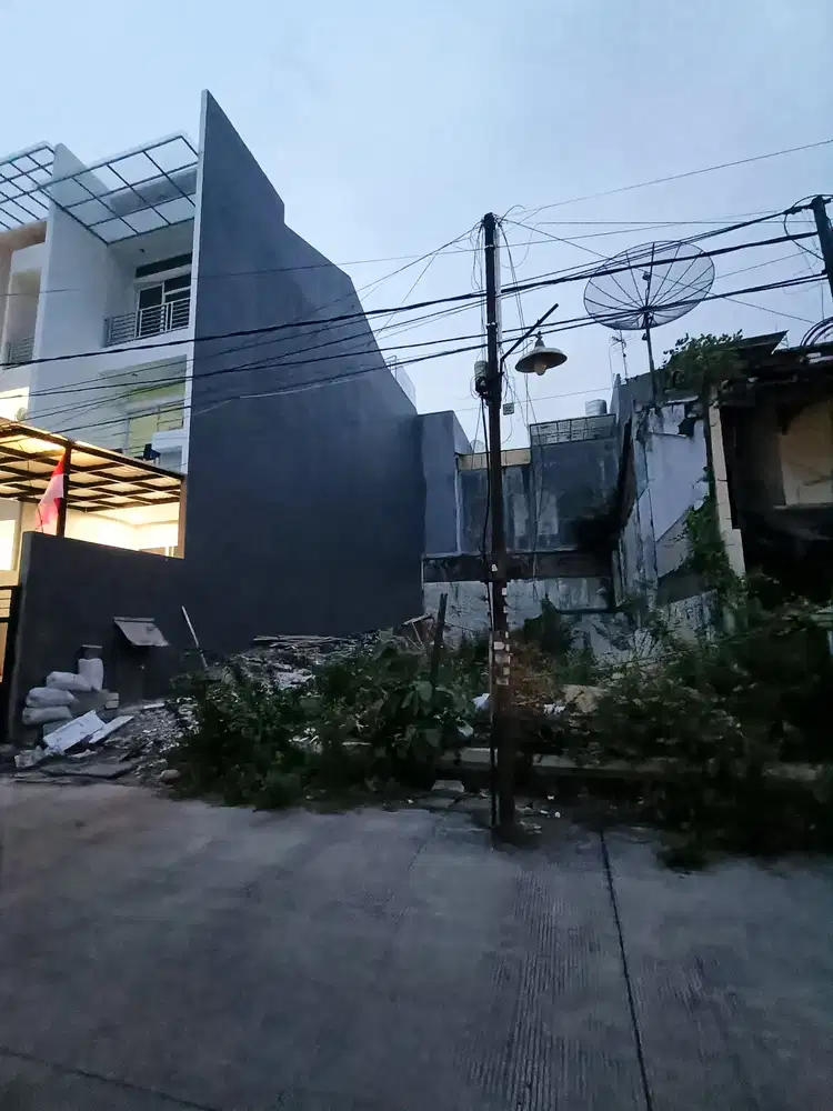 Kavling lebar 9 di taman ratu, dekat tanjung duren jakarta barat