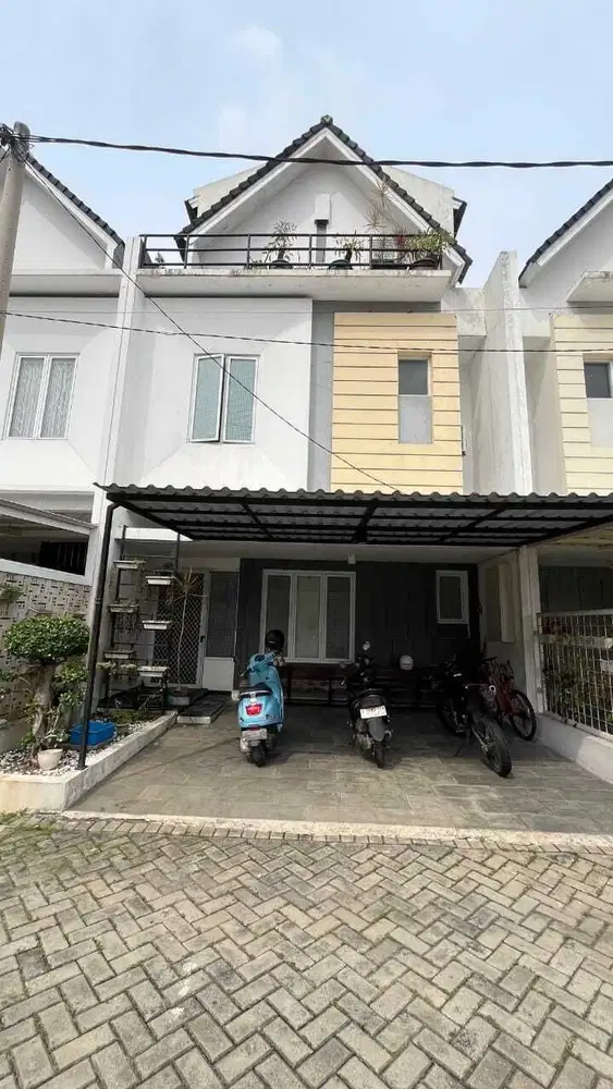 Di jual rumah nyaman moderen di Jakarta Timur Cipayung 2 Km dari LRT