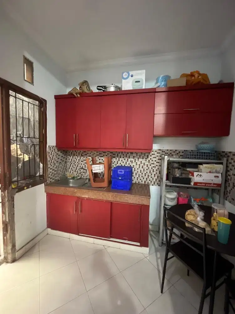 Dijual rumah di Bintaro Sektor 4 Tangerang Selatan