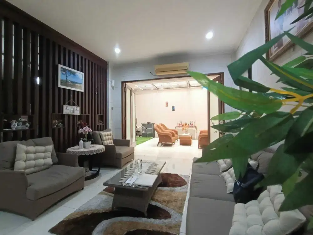 Dijual Rumah Acacia Residence Jakarta Selatan