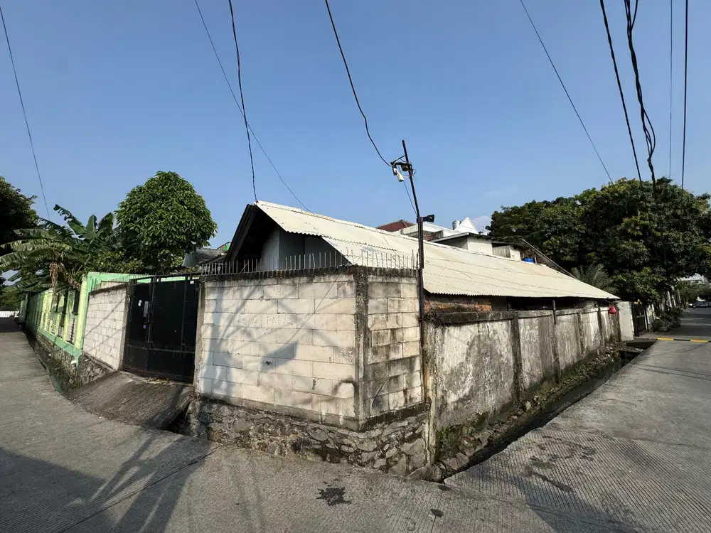 ANA TANAH HOEK UK 10X20M DI JELAMBAR