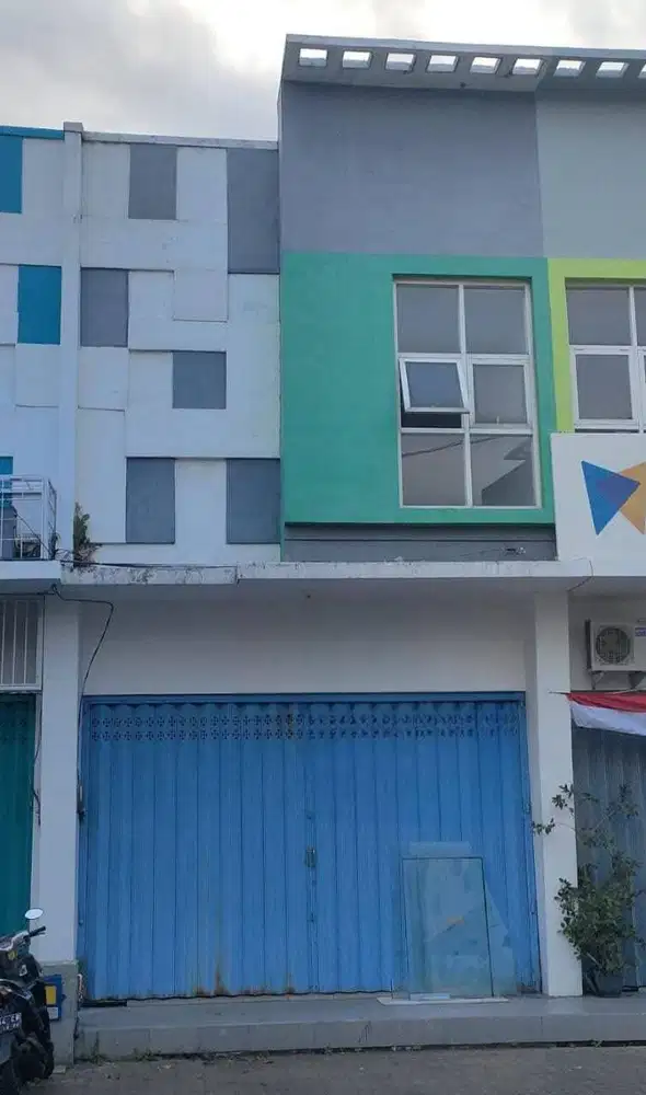 Buruan  Ruko di Pusat Keramaian Centra Niaga Ijen Nirwana, Harga Nego