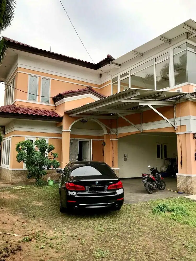 DIJUAL RUMAH LOKASI HOOK  VILLA MELATI MAS BSD CITY