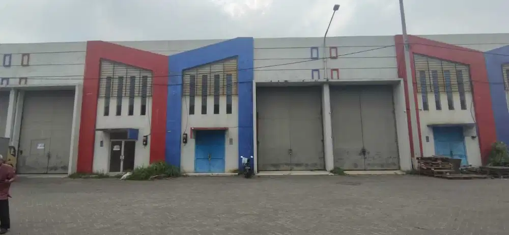 JUAL MURAH GUDANG LEGUNDI BIZPARK DRIYOREJO BAGUS STRATEGIS JARANG ADA