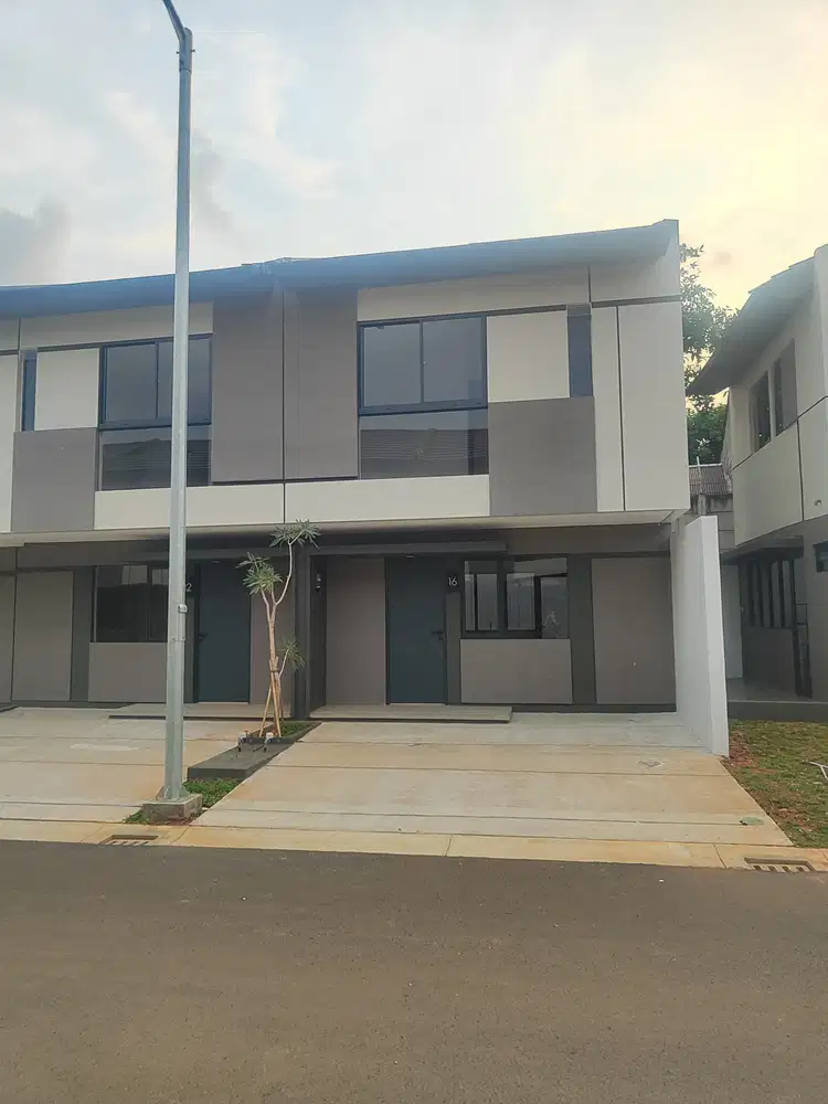 Sewa rumah Baru standard park serpong murah