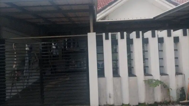 Dijual cepaat  rumah di bumi indah