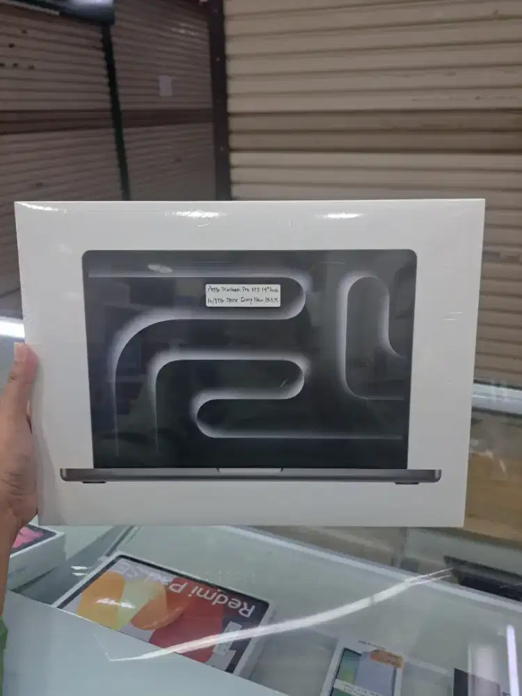 Macbook Pro M3 16/1TB SSD Space Gray New Garansi IBOX