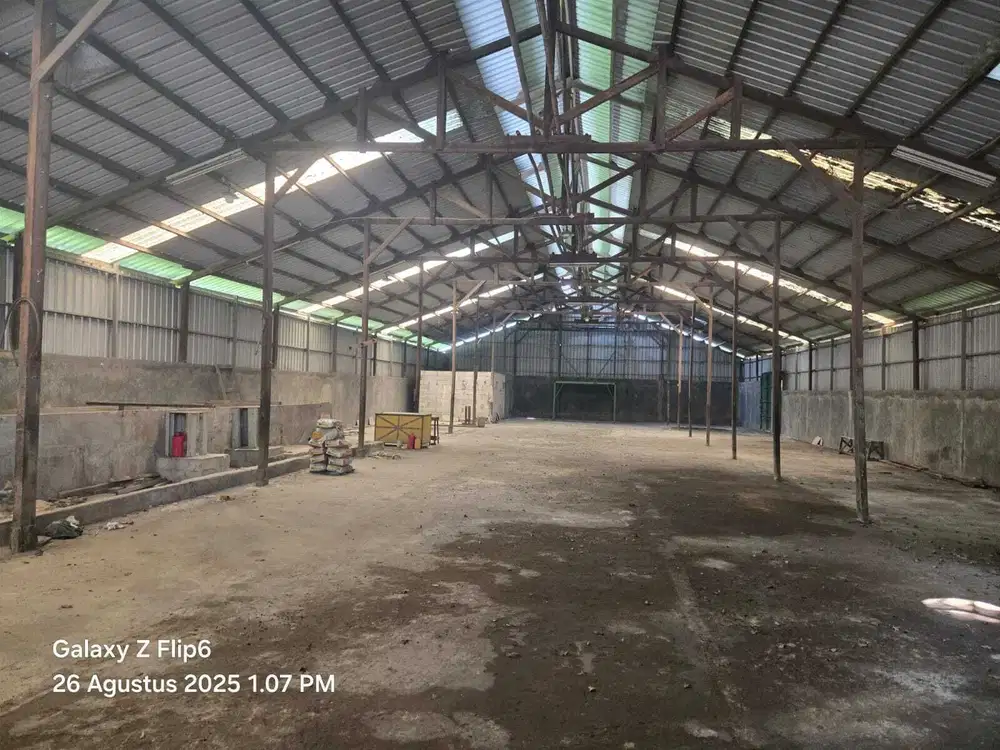 Turun Harga, Dijual Cepat Gudang di Jl.Iskandar Muda, Neglasari