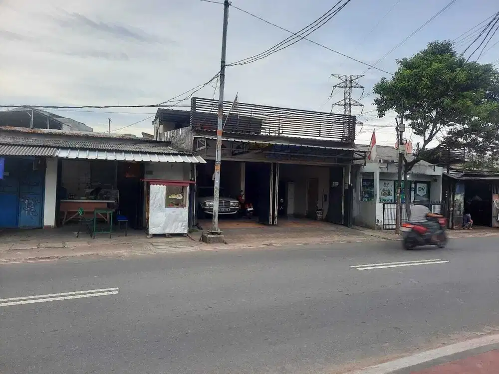 Kios di Meruya, Jalan Raya Utama, Dekat Pintu Tol & kampus Mercubuana