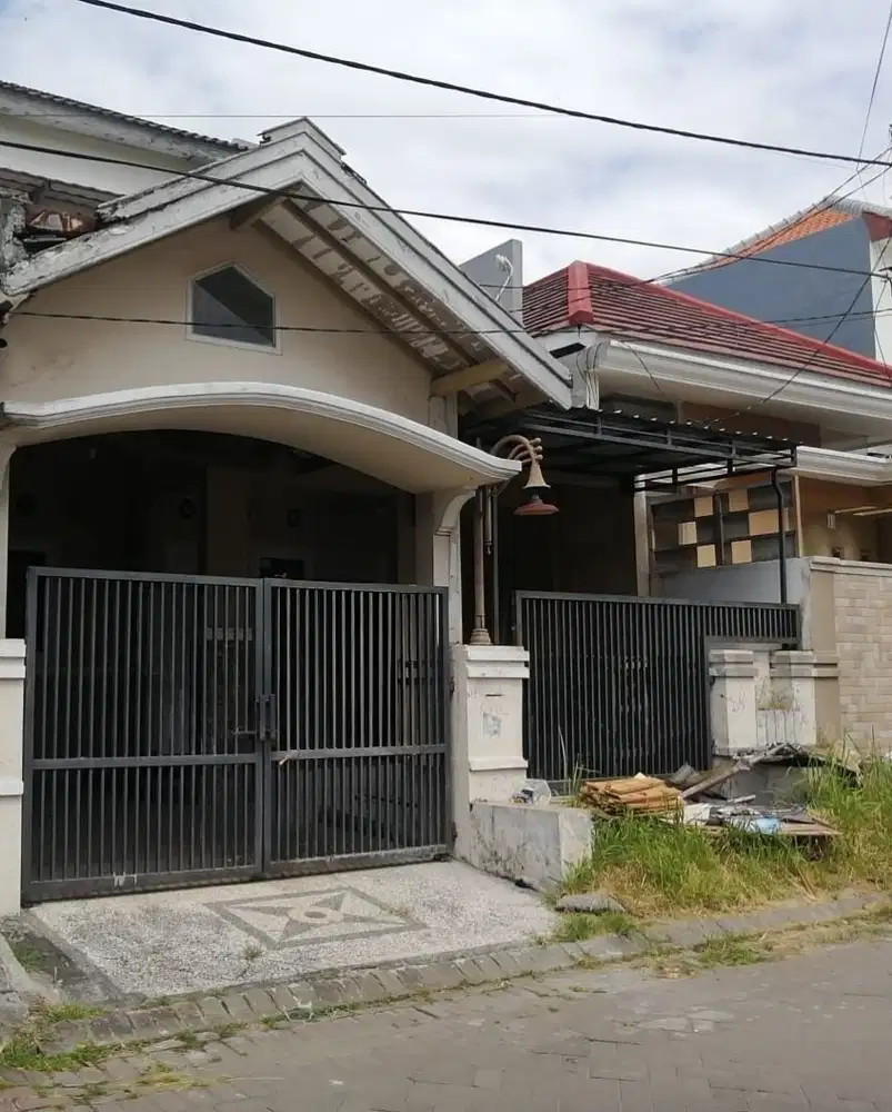 1 M-an Deltasari dalam Cluster 2 lantai bagus, Waru dekat Tropodo,.