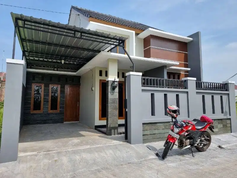 Rumah Baru Gedongan Colomadu Siap Pakai Bonus Pagar Kanopi (DR)