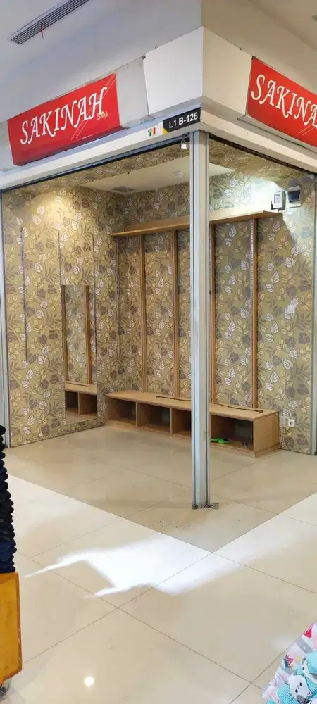 Sewa toko shop kios hook Tangcity Mall kota tangerang