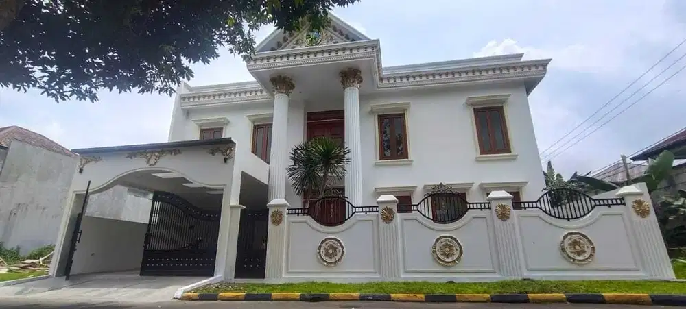 Rumah Mewah 3 Lantai di BSD Puspita Loka – Elegan, Lengkap, dan Strate