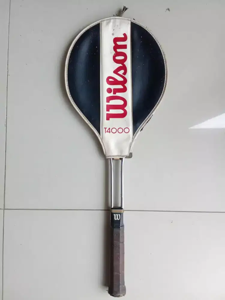 Raket Tenis Wilson T4000