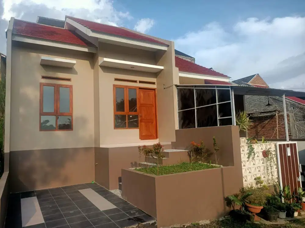 RUMAH BARU READY STOCK DI KOMPLEK SARIWANGI SAYAP GEGERKALONG BANDUNG