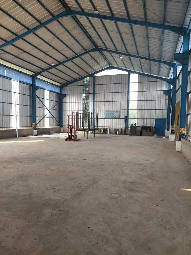 Gudang siap pakai di burangkeng setu bekasi