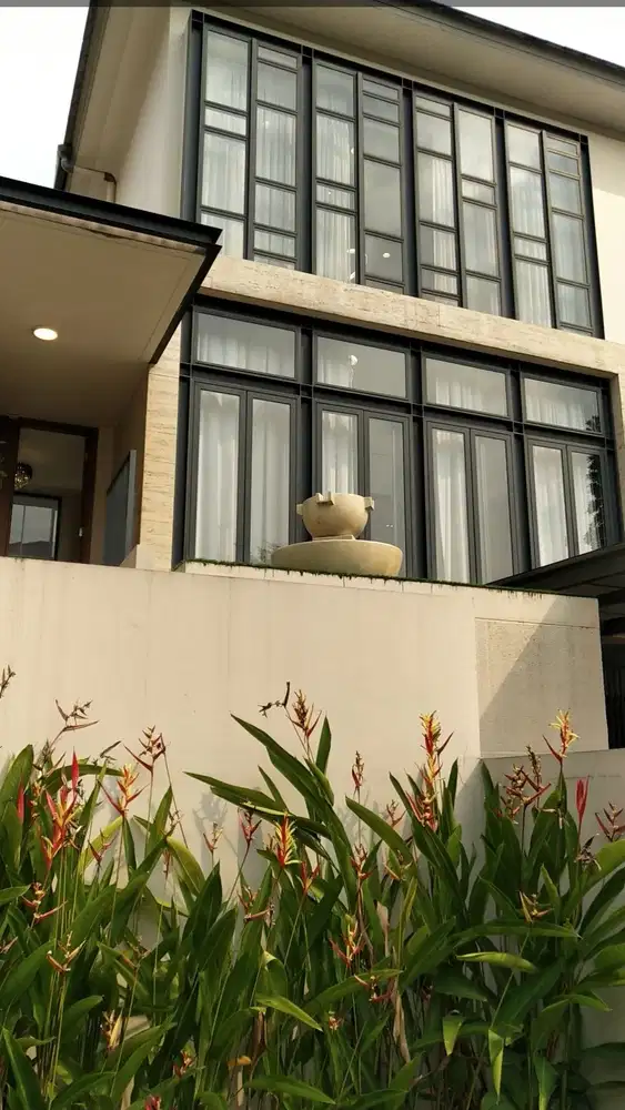 Dijual Murah Rumah Mewah 3 Lantai Full Furnished di Navapark BSD