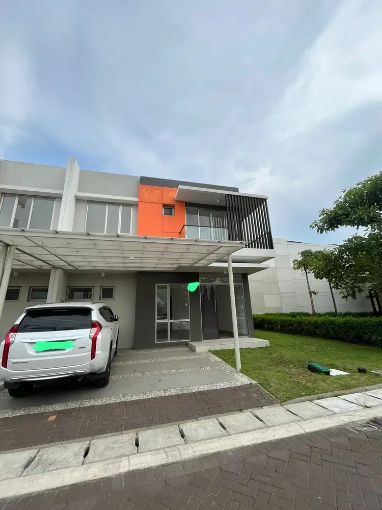 jual rumah 2 lantai PIK 2 uk 8x12,5m kosongan posisi hook