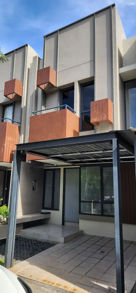 RUMAH MODERN HADAP SELATAN & SIAP HUNI DI BSD TABEBUYA – DIJUAL CEPAT!