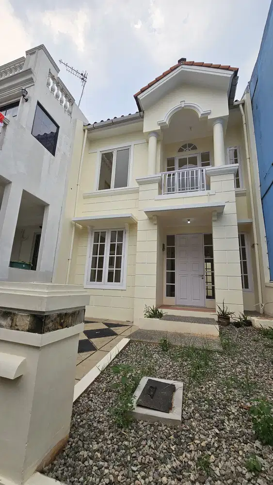 Rumah 2 lantai termurah di kawasan elit citragran cibubur